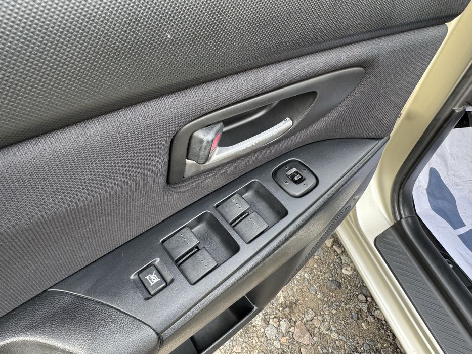 Продам Mazda 3 автомат гбо