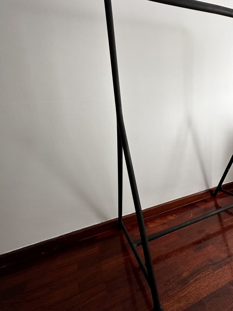 Suporte p/cabides, int/ext, preto, 117x59 cm