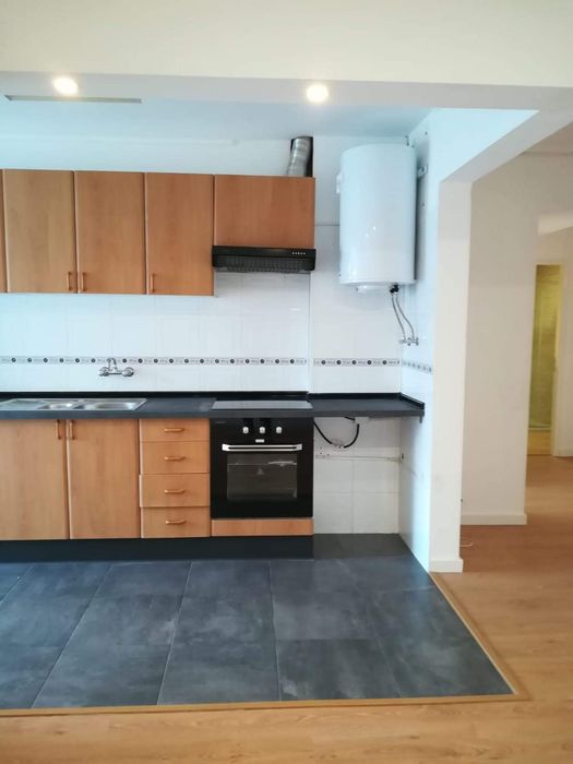 Apartamento T2 em Linda a Velha