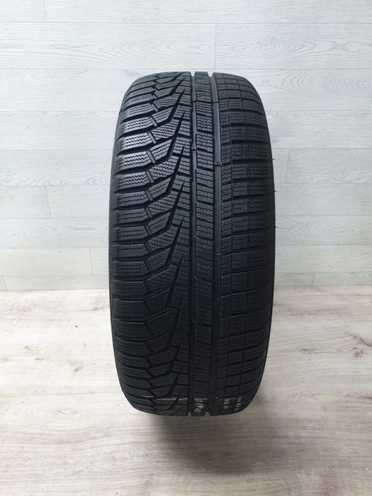 Opona zimowa Hankook Winter icept evo2 W320 225/55R17 101 V