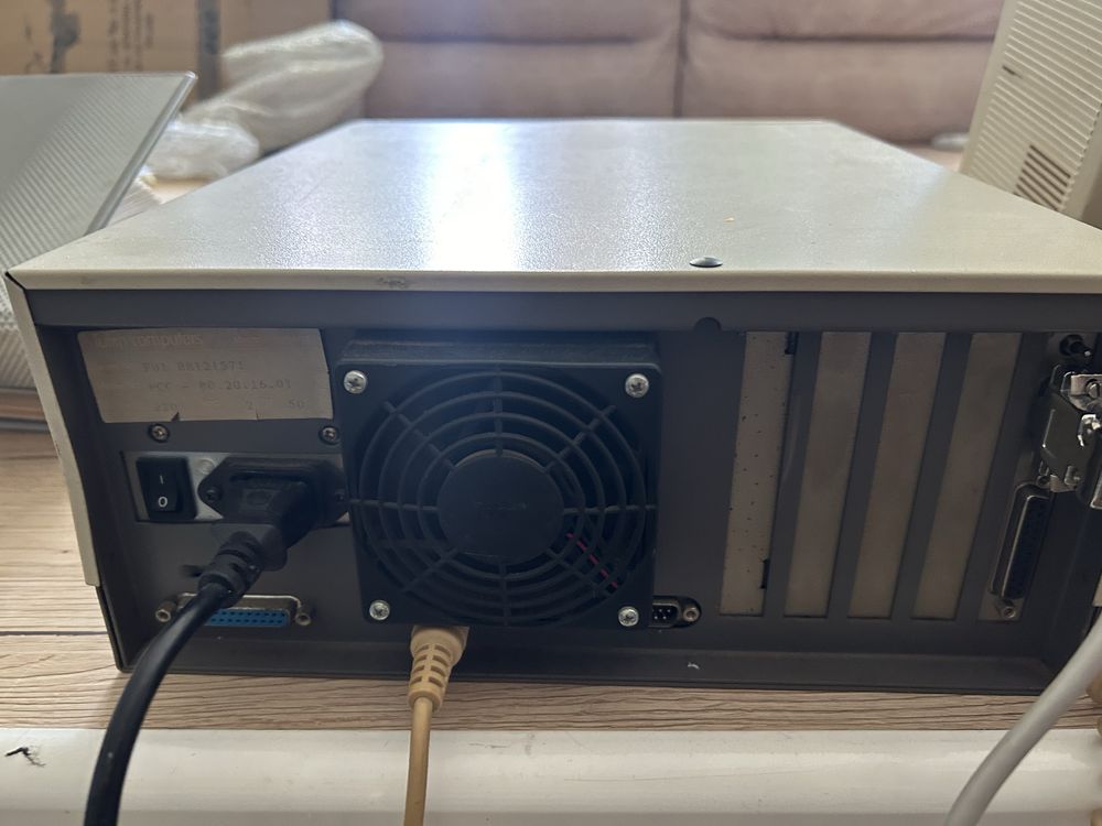 Komputer Tulip pc compact 2