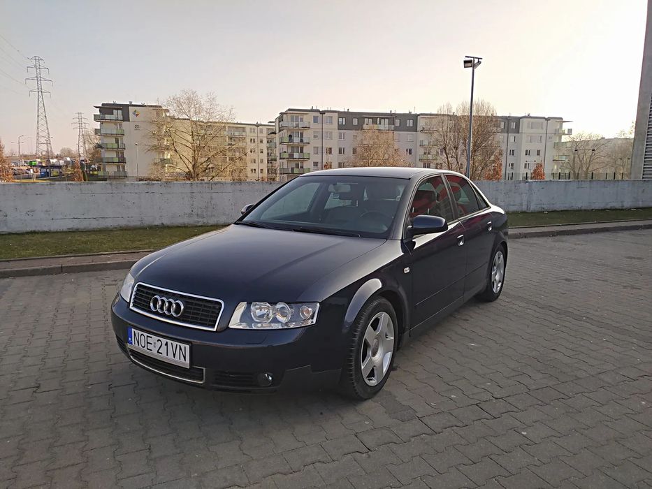 Audi A4 Niski przebieg! Pierwszy właściciel! Bogate Wyposażenie!