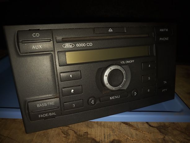 Radio CD auto ford 6000 cd 2006 r sprawne