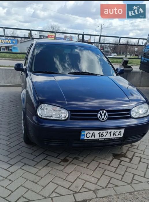 Volkswagen Golf 2002 1.4 бензин