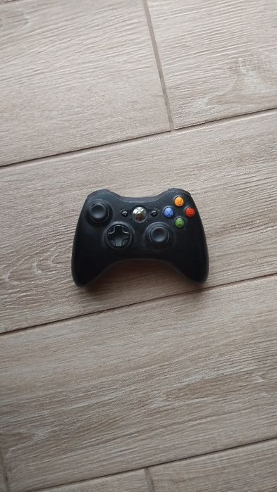 Xbox 360 S - 250 ГБ + ігри