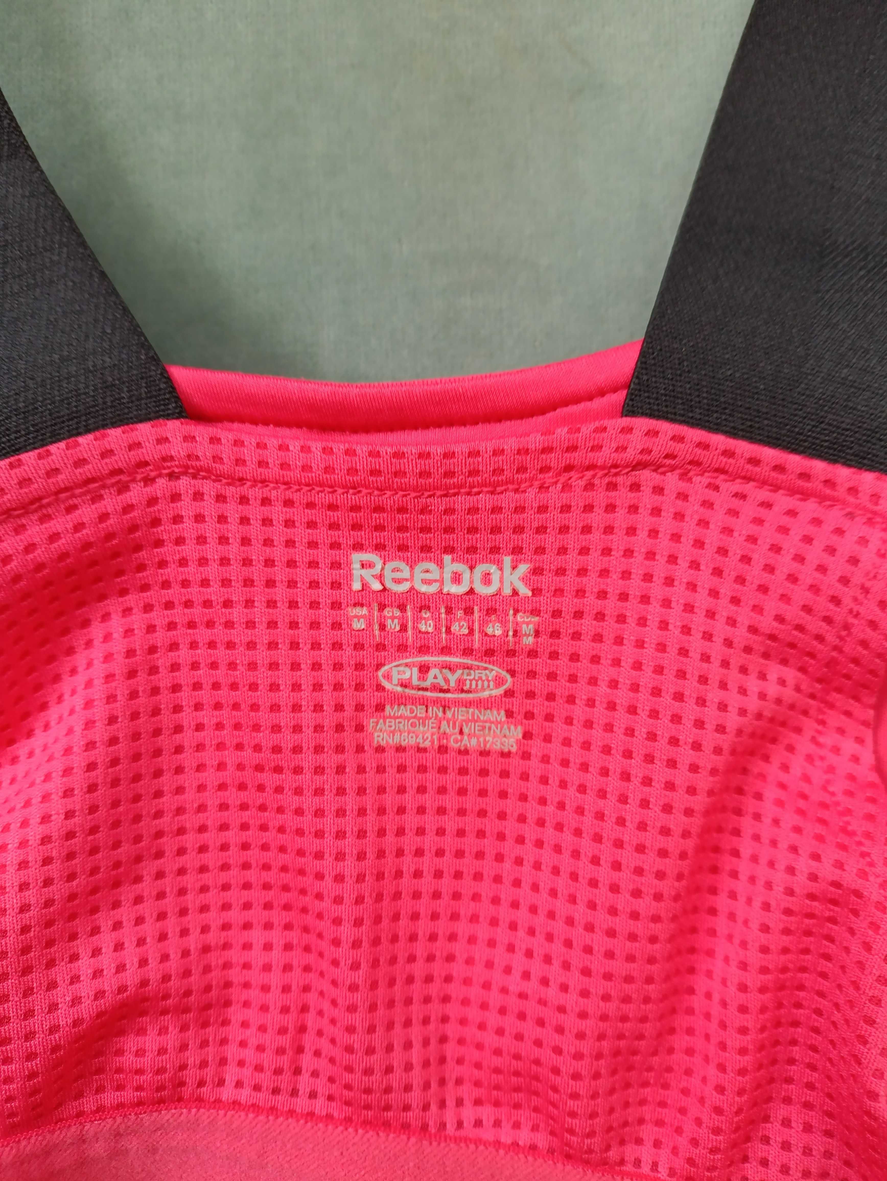 Reebok® PlayDry майка з вшитим топом розмір S