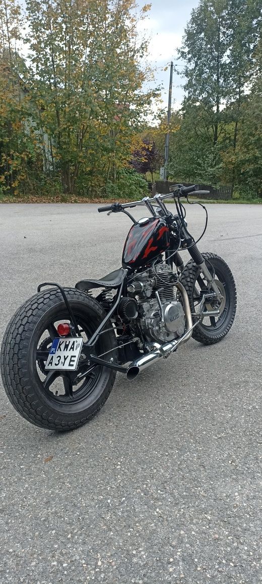 Bobber Yamaha Harley custom