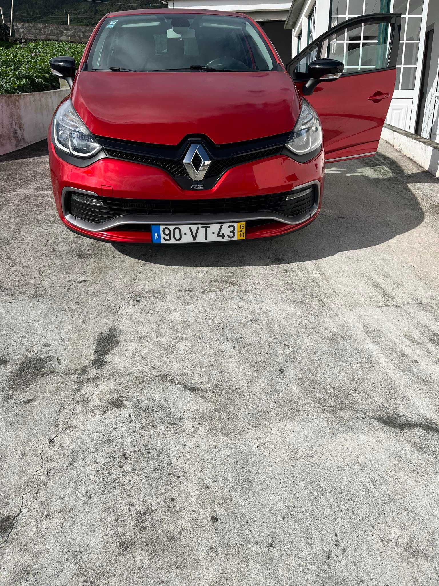 Renault Clio IV 1.6 TURBO 200CV