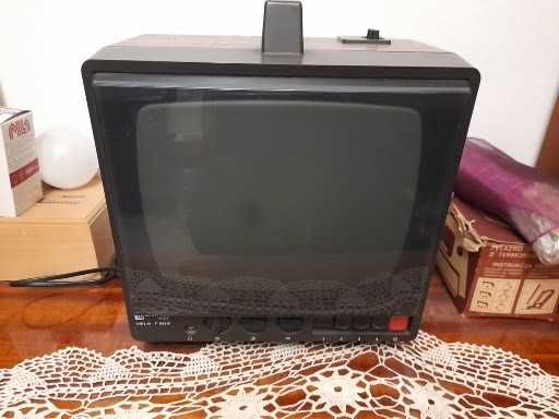 TV z lat 80-tych PRZENOŚNY - WZT - edycja limitowana - STAN IDEALNY
