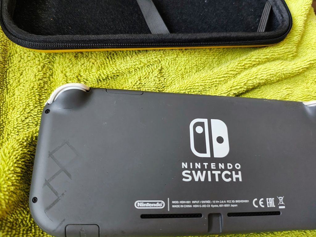 Nintendo switch lite