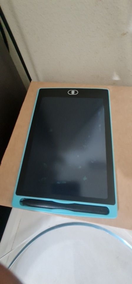 Tablet zabawkowy LCD z przesyłką olx