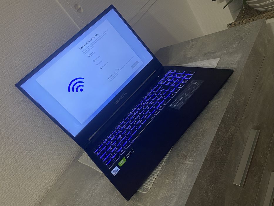 Gygabite g5 KC - i5 10500H/ RTX 3060/ 16 gb ram/ 512 gb ssd / 144hz