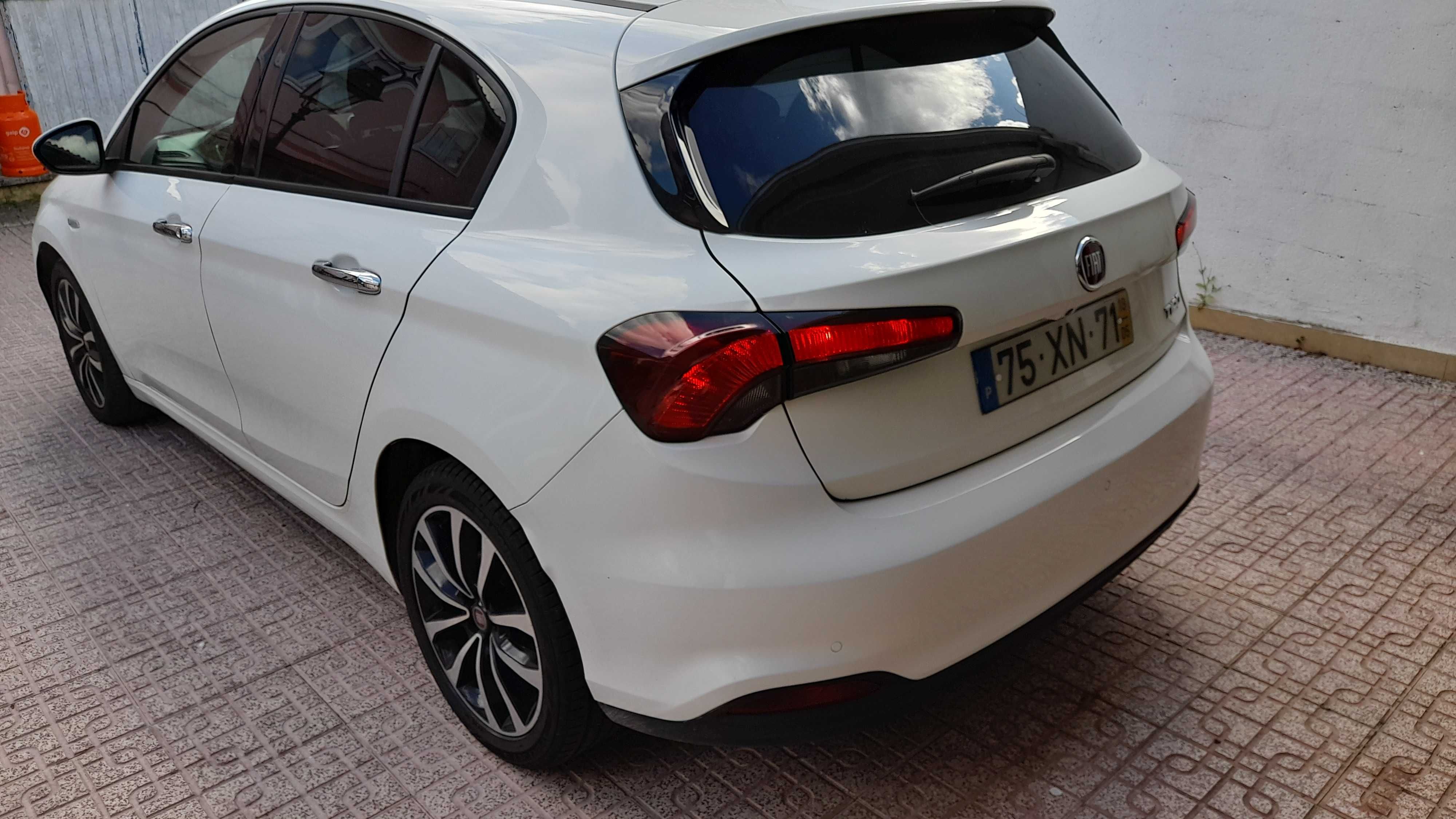 Fiat Tipo 1.3 M-Jet Lounge Tech 2019