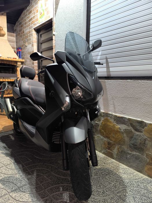 Yamaha x-max 125