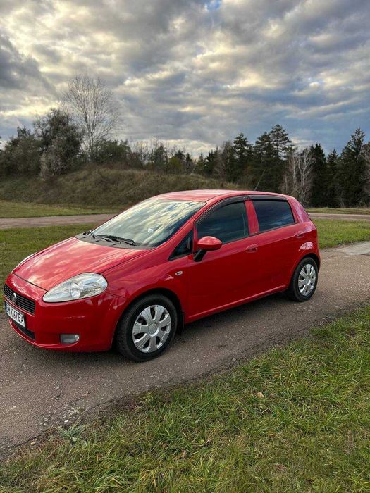 Продам Fiat Grande Punto 2011 рік