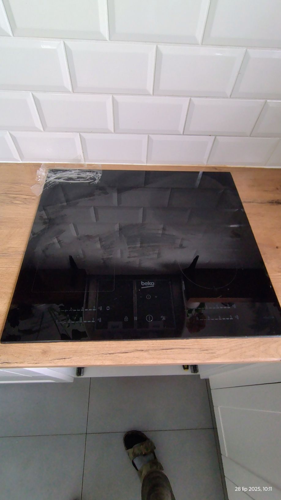 Beko 64700 UFT uszkodzone szkło , gw