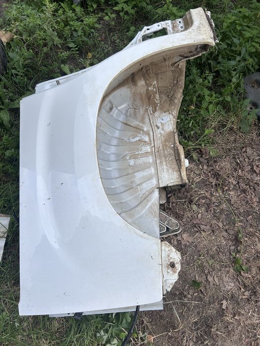 Partner IV Berlingo Rifter Proace cwiartka blotnik tyl prawy