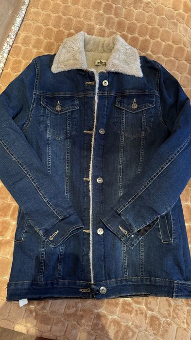 Жіноча Куртка джинсова подовжена на хутрі