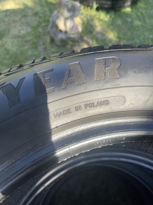 Шины 205/60/R16 Good&Year Ultragrip Ice 2