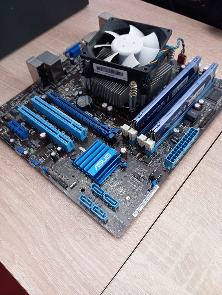 Intel I5-2500k Asus 4gb