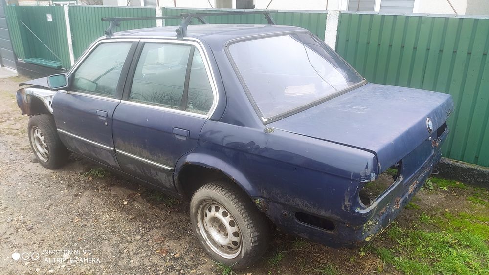 Продам БМВ 325 2.5 дизель