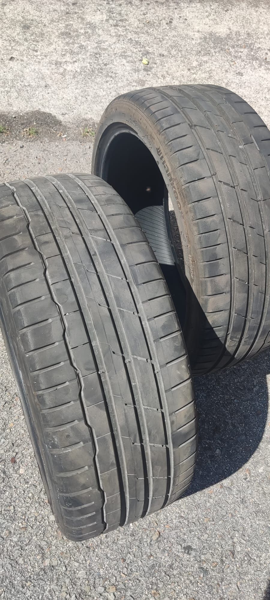 Pneus 205/40/R18 em Bom estado