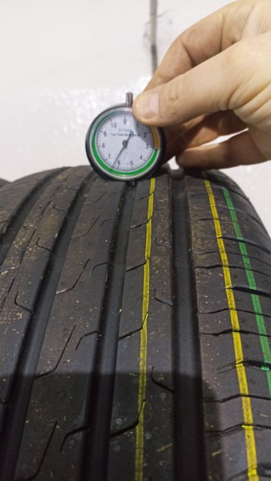 Opony letnie Continental 215/60/17 dot 0123. Ecocontact 6