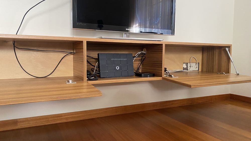 Movel para tv madeira + Mesa