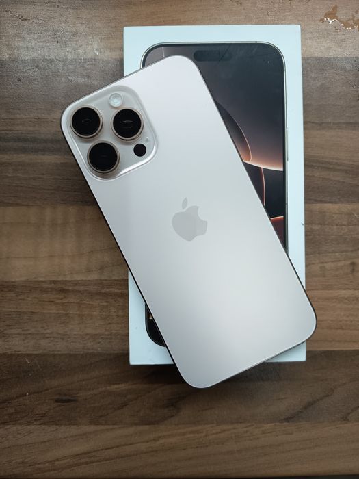 Iphone 16 Pro Max 256Gb Desert Titanium Vendo/Troco por S 25 Ultra