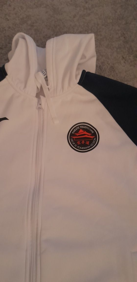 Bluza akafemua budowania karate nowa