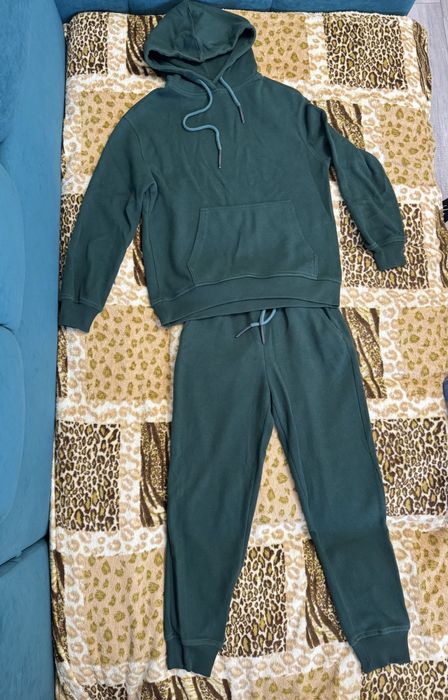 Комтюм смарагдовий в рубчик не утеплений