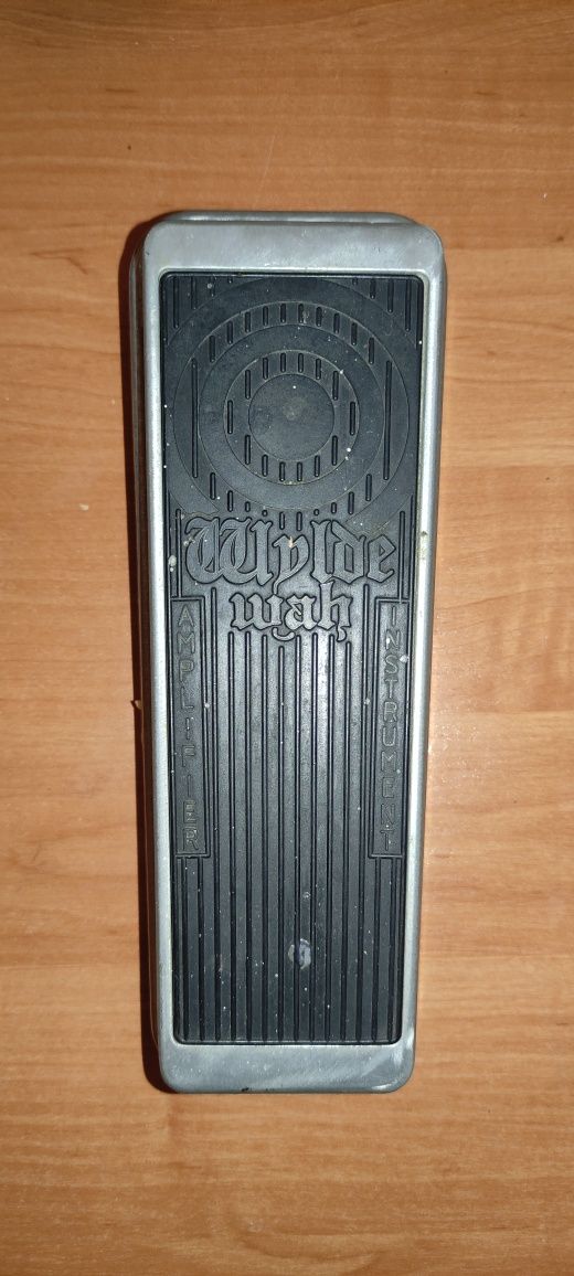 Педаль эффектов Dunlop Cry Baby ZW45 Zakk Wylde Signature Wah