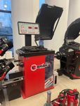 Шиномонтажне обладнання балансувальний станок BRIGHT TK910