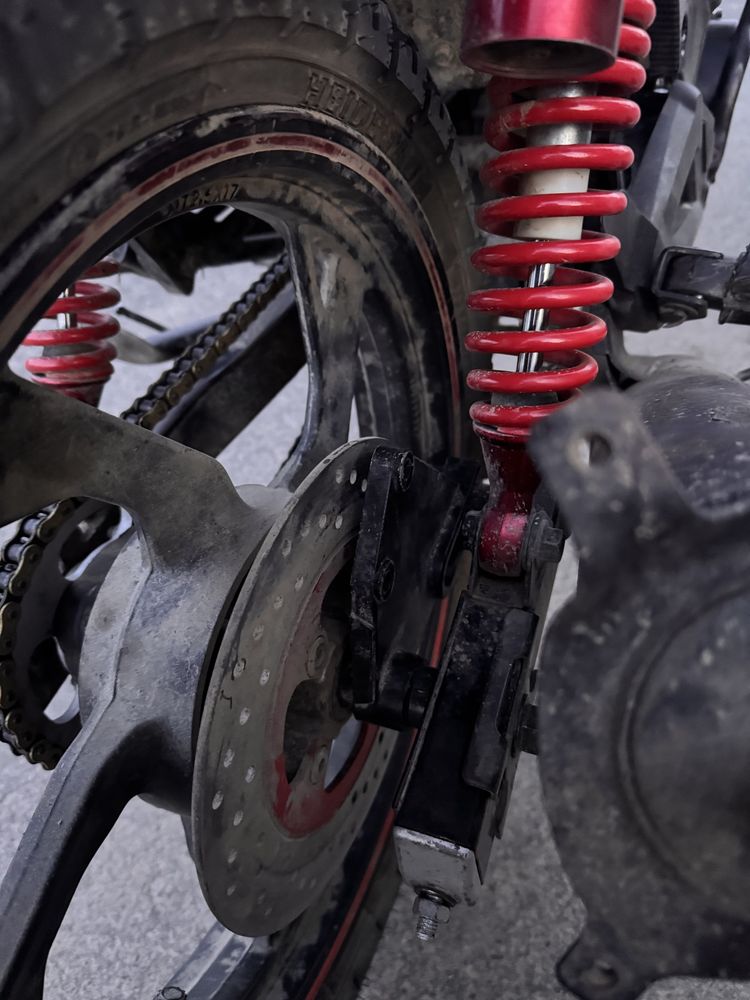 Продам мотоцикл spark sp-200 r27