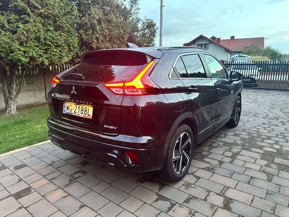 Mitsubishi Eclipse Cross Mitsubishi Eclipse cross Phev full wersja Uszkodzony