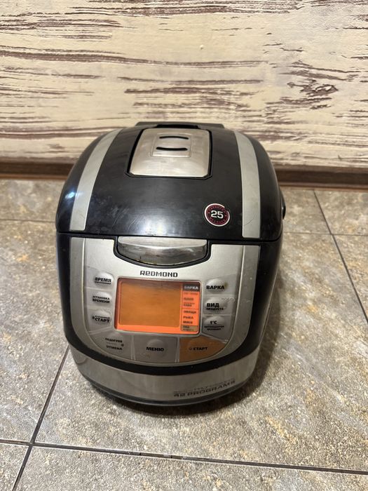 Продам мультиварку Redmond RMC-M70