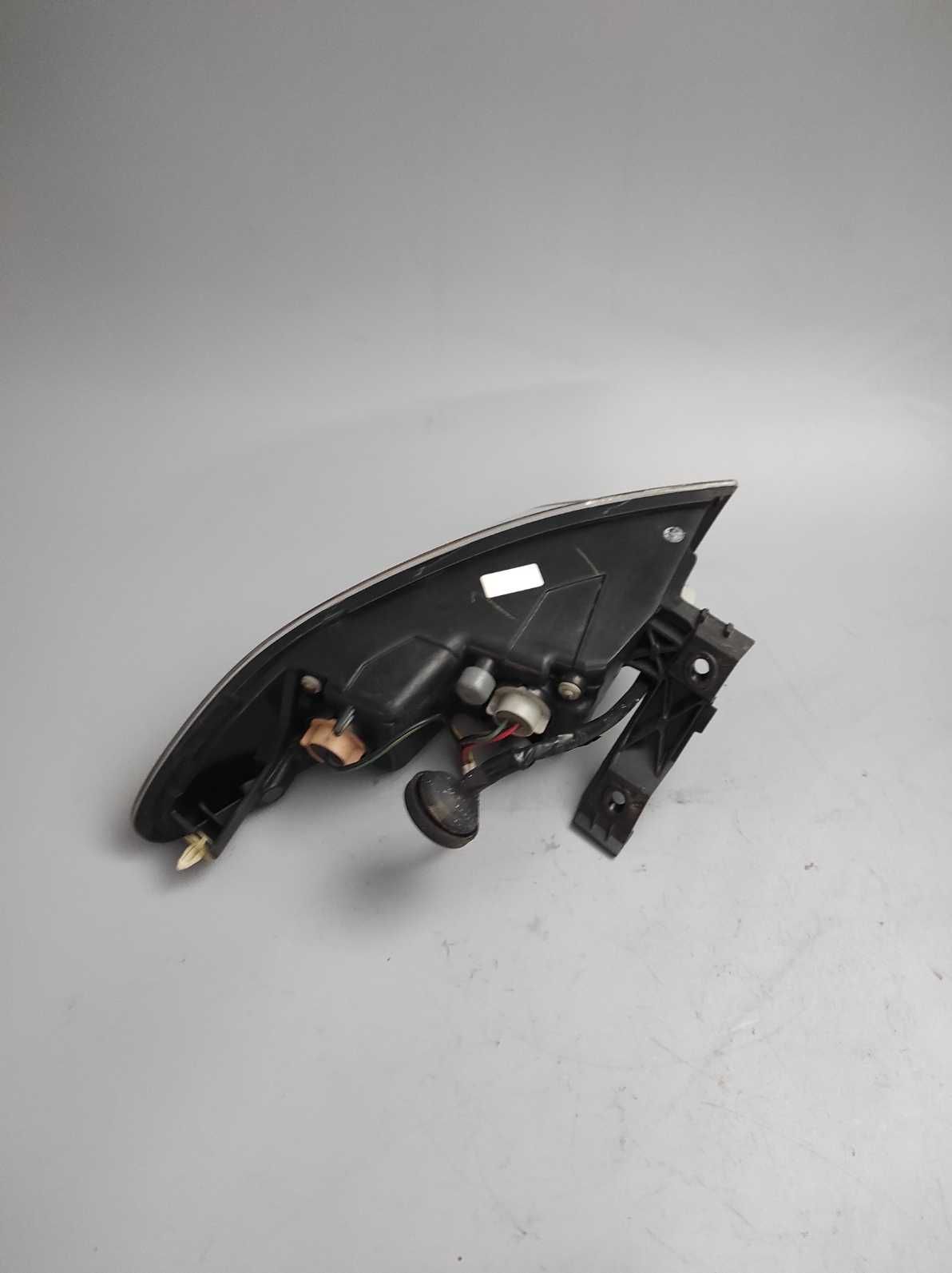 Lampa tylna lewa HONDA CIVIC VIII (UFO) Rok 2006---