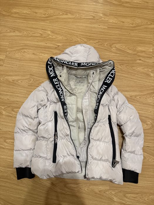 Пуховик Moncler L