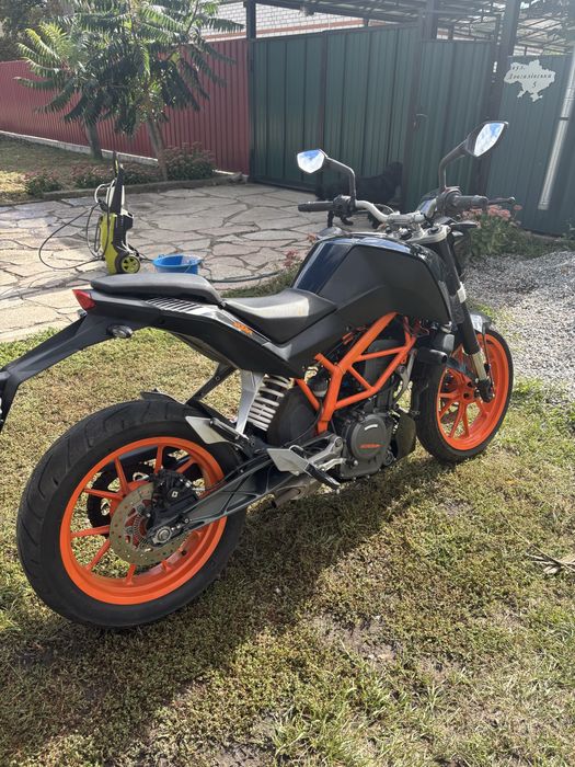 Ktm duke 390 2016