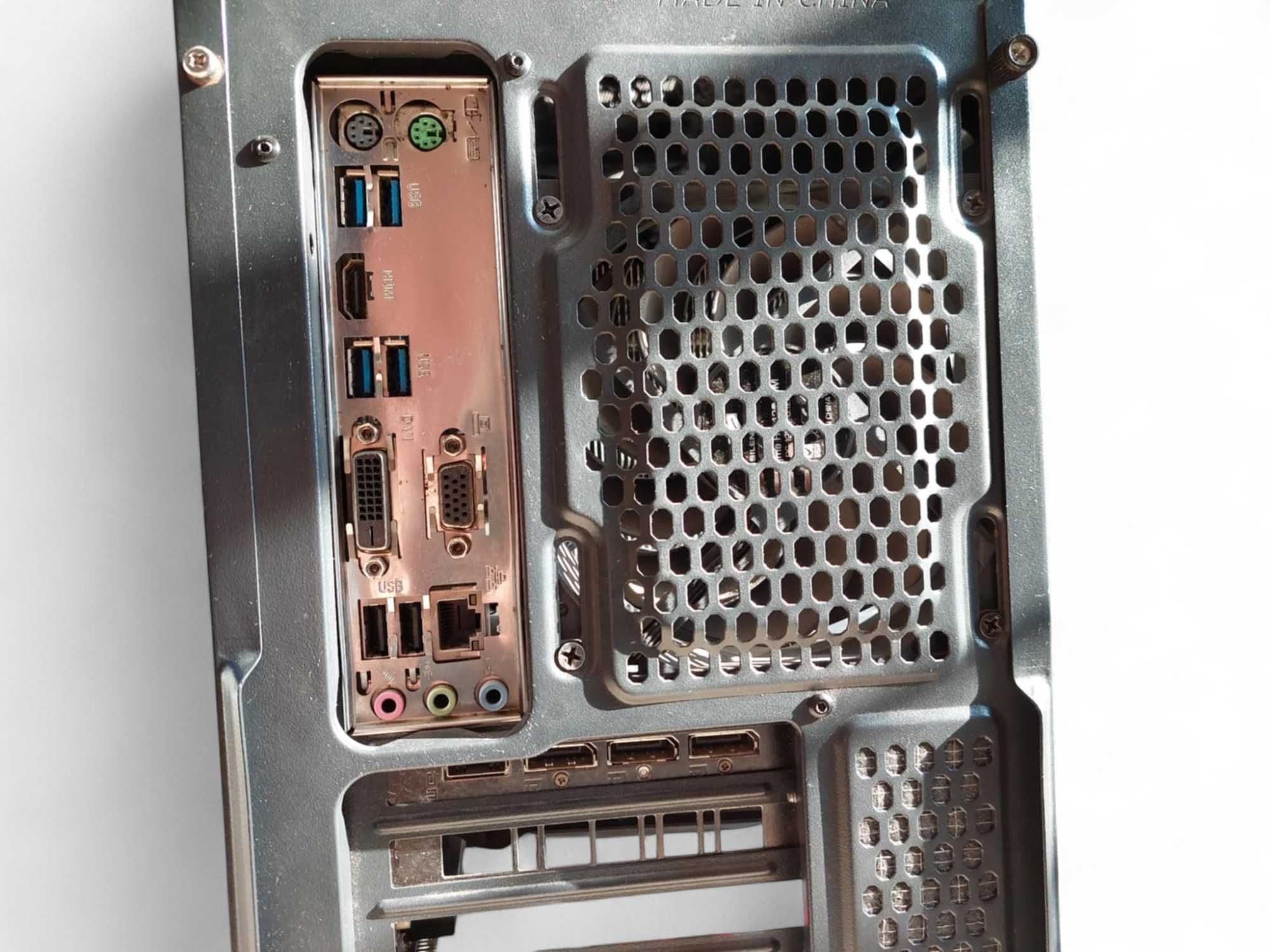Komputer stacjonarny [I5-4690K / 16GB RAM / RX 5500 XT + 2x SSD|HDD]