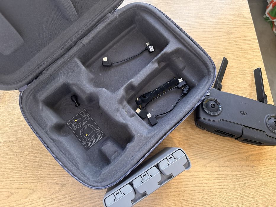 Dron dji mini se more combo