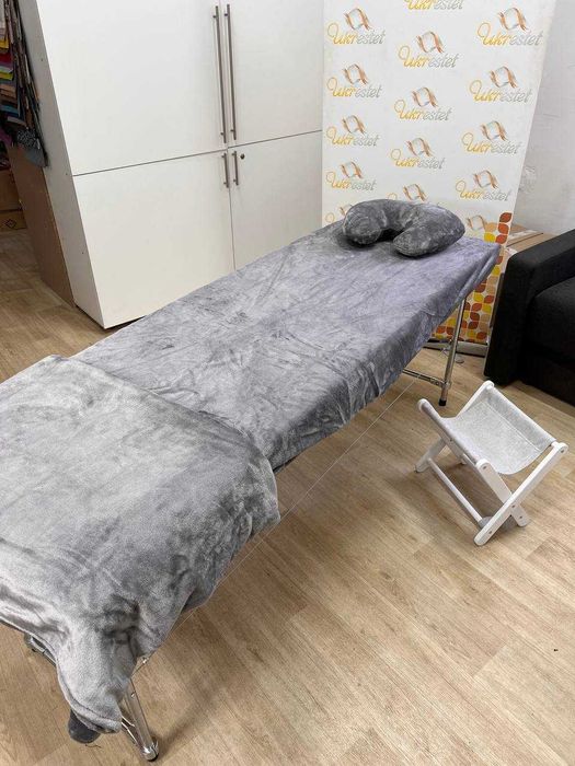 Кушетка складана косметологічна. Масажний стіл