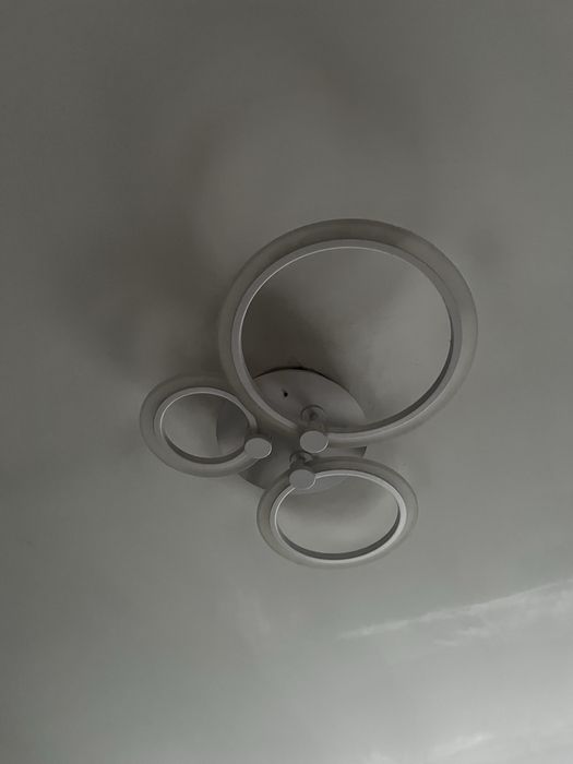 Люстра В идеальном состоянии