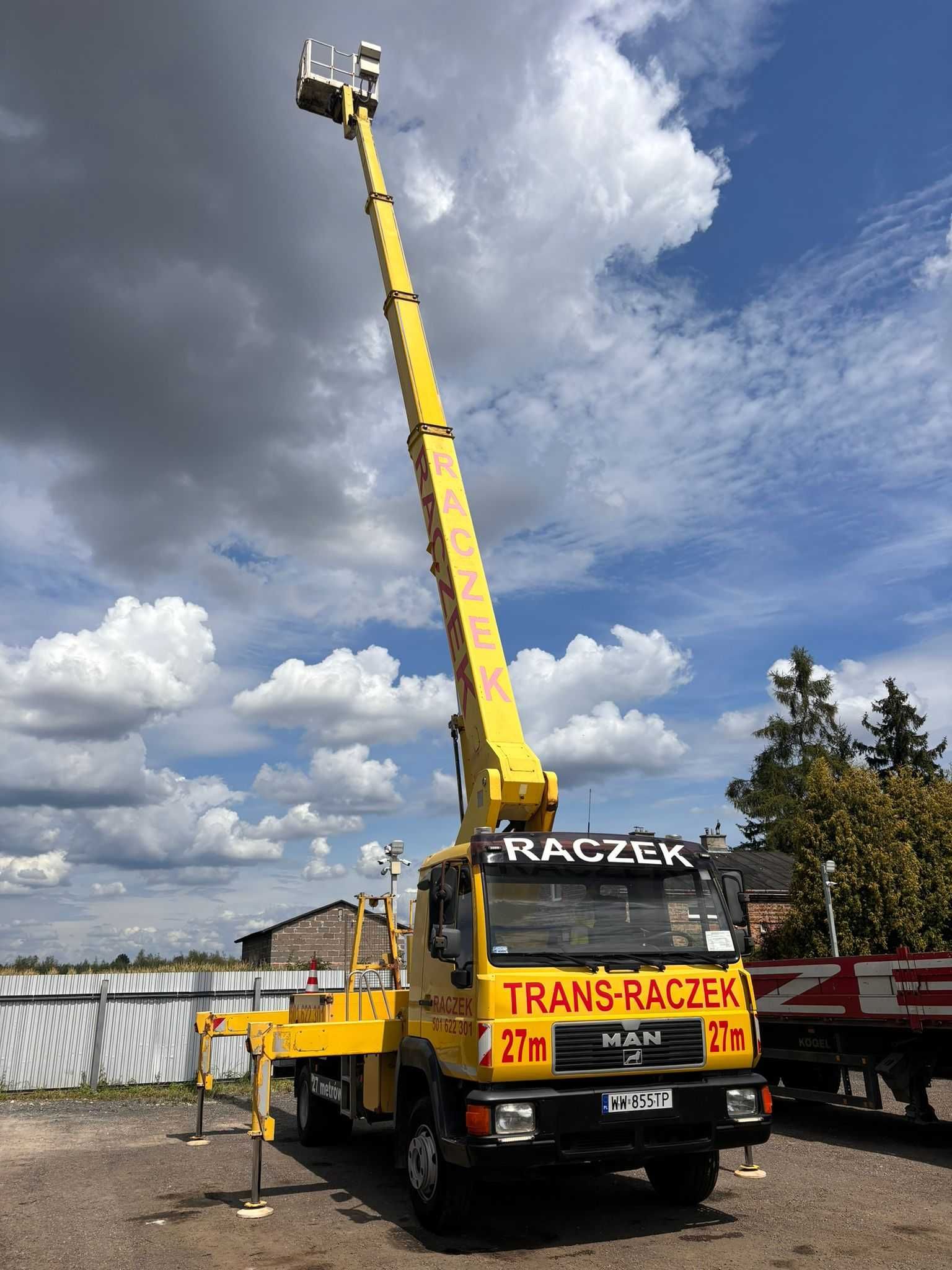MAN L2000 Do sprzedania Podnośnik koszowy 27m MAN Wumag