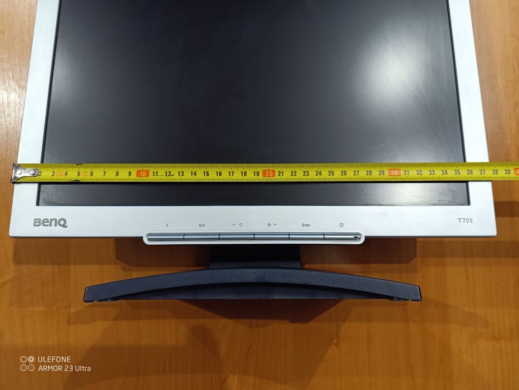 Monitor BenQ, zadbany