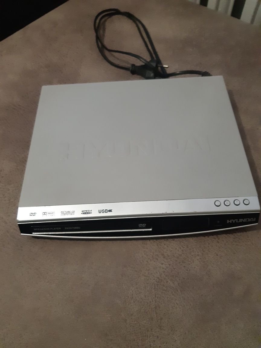 Dvd  Hyundai ( sprawny )