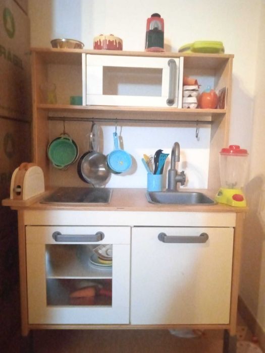 Cozinha ikea crianca em bom estado
