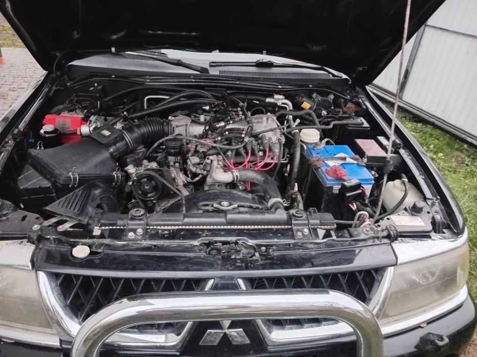 Міцубісі паджеро спорт.Авто 2007 року.