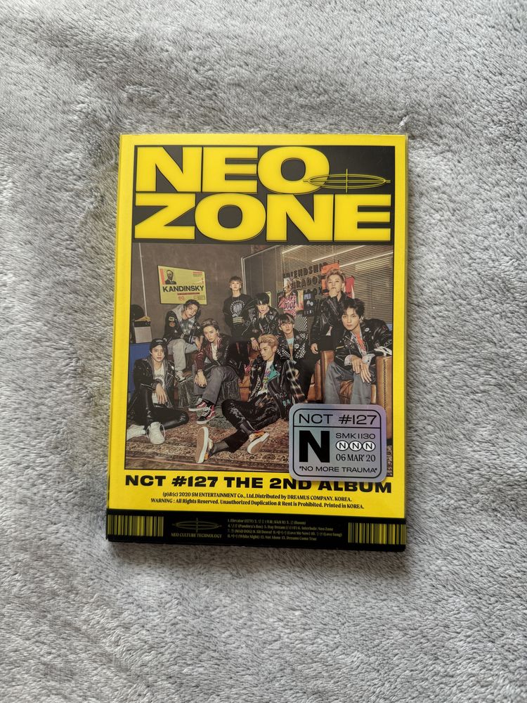 К-поп альбом NCT 127 neozone N