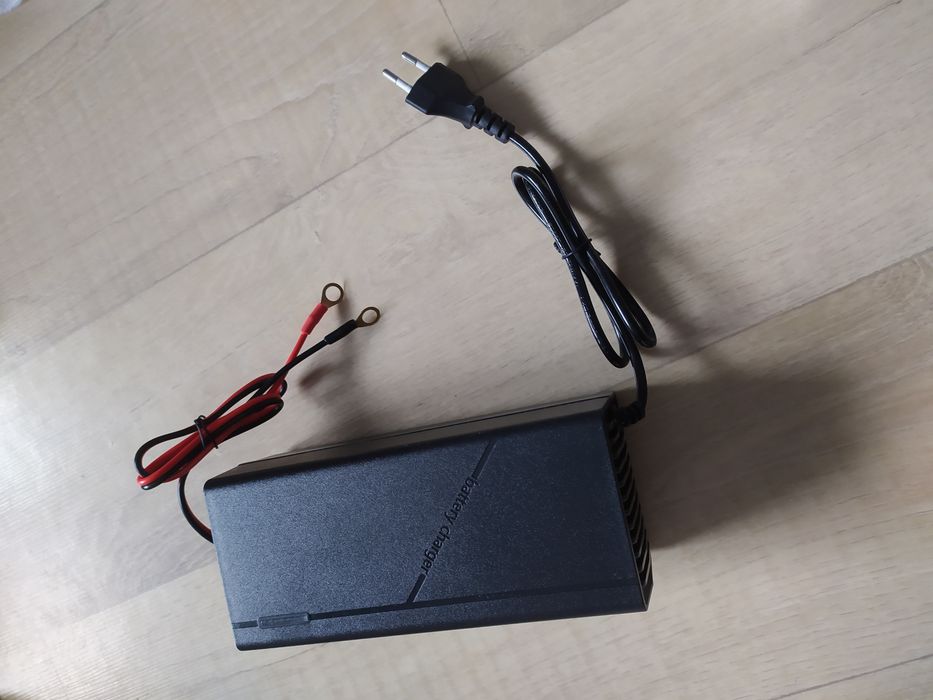 Зарядне 8s LiFePo 29.2в 10А (300w) М8 M8